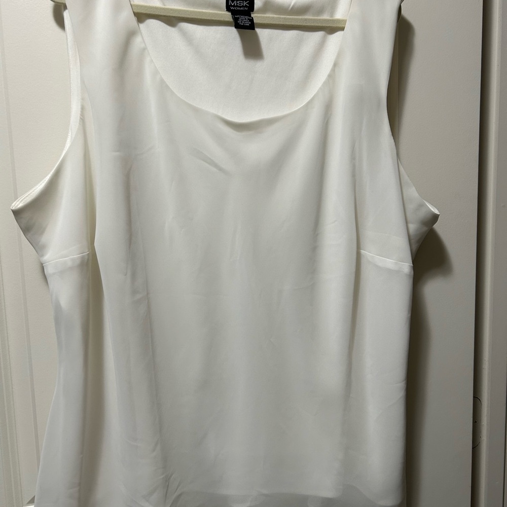 Off White Sleeveless Blouse MSK 3X